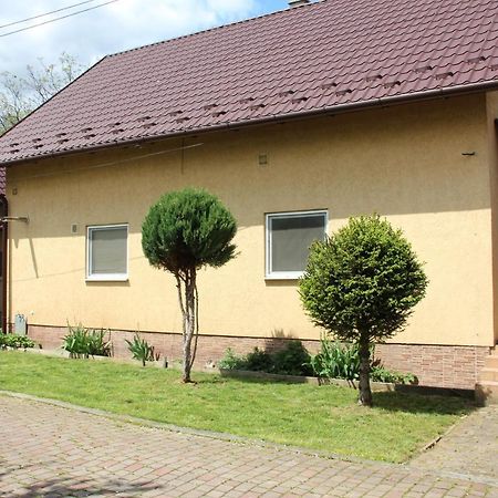 Apartamento Ріточка Beregovo Exterior foto