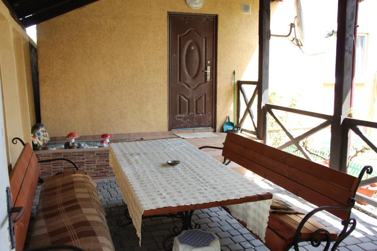 Apartamento Ріточка Beregovo Exterior foto
